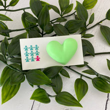 Load image into Gallery viewer, Neon jesmonite heart brooch