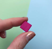 Load image into Gallery viewer, Nine Angels Bright pink square stud earrings