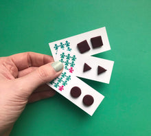 Load image into Gallery viewer, Nine Angels Burgundy triangle earrings