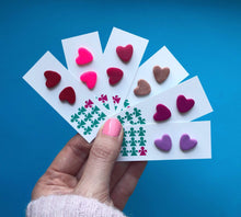 Load image into Gallery viewer, Nine Angels Heart stud earrings