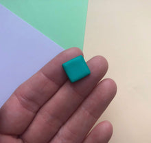 Load image into Gallery viewer, Nine Angels Jade green square earrings