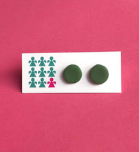 Load image into Gallery viewer, Nine Angels Khaki circle earrings