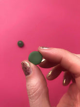 Load image into Gallery viewer, Nine Angels Khaki circle earrings