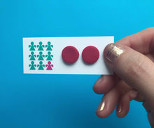 Load image into Gallery viewer, Nine Angels Red circle earrings