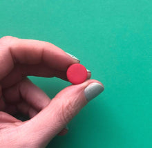 Load image into Gallery viewer, Nine Angels Red circle earrings