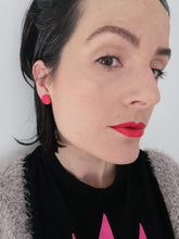 Load image into Gallery viewer, Nine Angels Red circle earrings