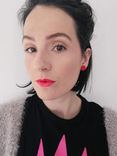 Load image into Gallery viewer, Nine Angels Red circle earrings