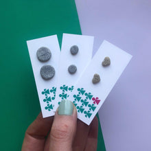 Load image into Gallery viewer, Nine Angels Silver glittery circle stud earrings