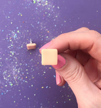 Load image into Gallery viewer, Nine Angels Square peach polymer clay earrings