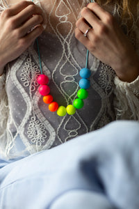Necklace-making workshop for 2