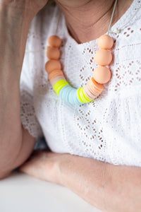 Necklace-making workshop for 2