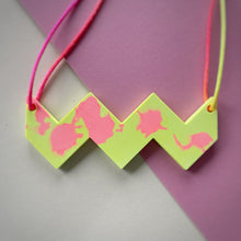 Load image into Gallery viewer, Zig zag necklace 7