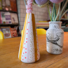 Load image into Gallery viewer, Vase painting workshop