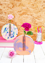 Load image into Gallery viewer, Neon circle test tube vase