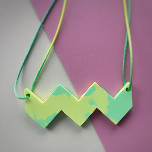 Zig zag necklace 3