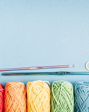 Load image into Gallery viewer, Clock workshop - yarn &amp; Jesmonite