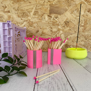 Neon pink square and circle match pot set