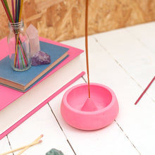 Load image into Gallery viewer, Neon pink Jesmonite incense holder