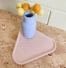 Load image into Gallery viewer, Lilac and peach triangle tray &amp; vase