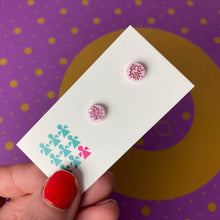 Load image into Gallery viewer, Pink glittery stud earrings