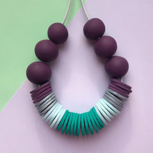 Load image into Gallery viewer, Nine Angels Aubergine and jade green disc necklace