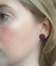 Load image into Gallery viewer, Nine Angels Burgundy circle earrings