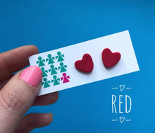 Load image into Gallery viewer, Nine Angels Heart stud earrings