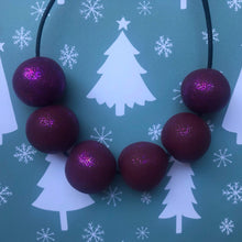 Load image into Gallery viewer, Nine Angels Hot pink sparkly necklace