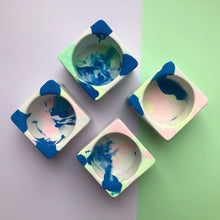 Load image into Gallery viewer, Nine Angels Jesmonite marbled tie-dye tea light holder