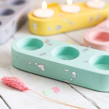Load image into Gallery viewer, Nine Angels Jesmonite pastel green triple tea light holder