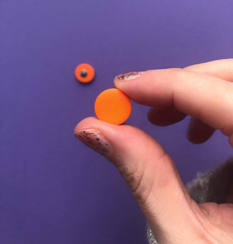 Nine Angels Orange circle stud earrings