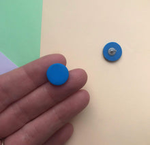 Load image into Gallery viewer, Nine Angels Royal blue circle stud earrings