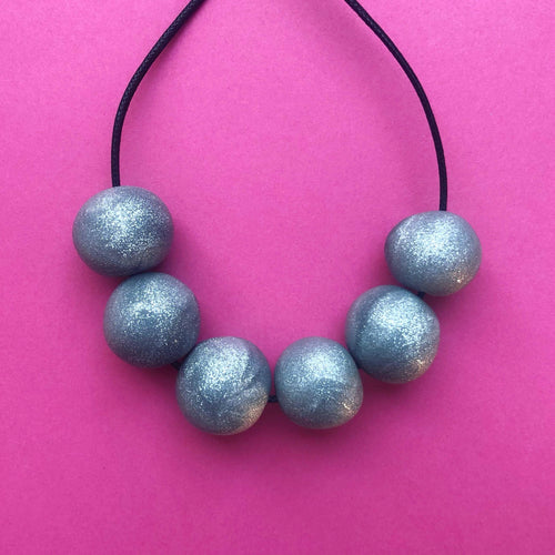 Nine Angels Silver sparkly necklace
