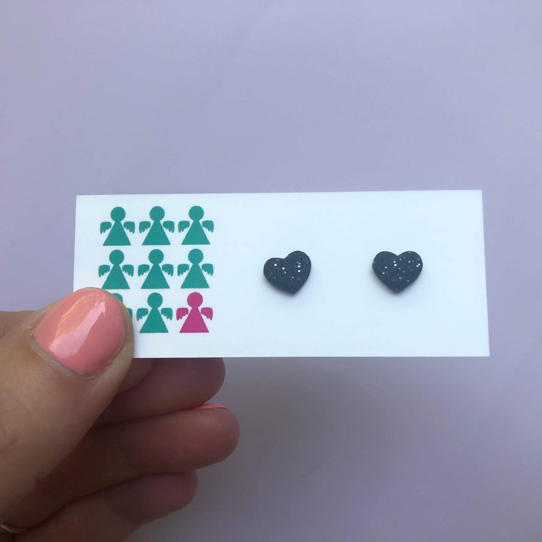 Nine Angels Tiny grey glitter heart earrings