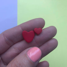 Load image into Gallery viewer, Nine Angels Tiny red heart earrings