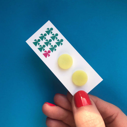 Nine Angels Yellow pastel circle earrings